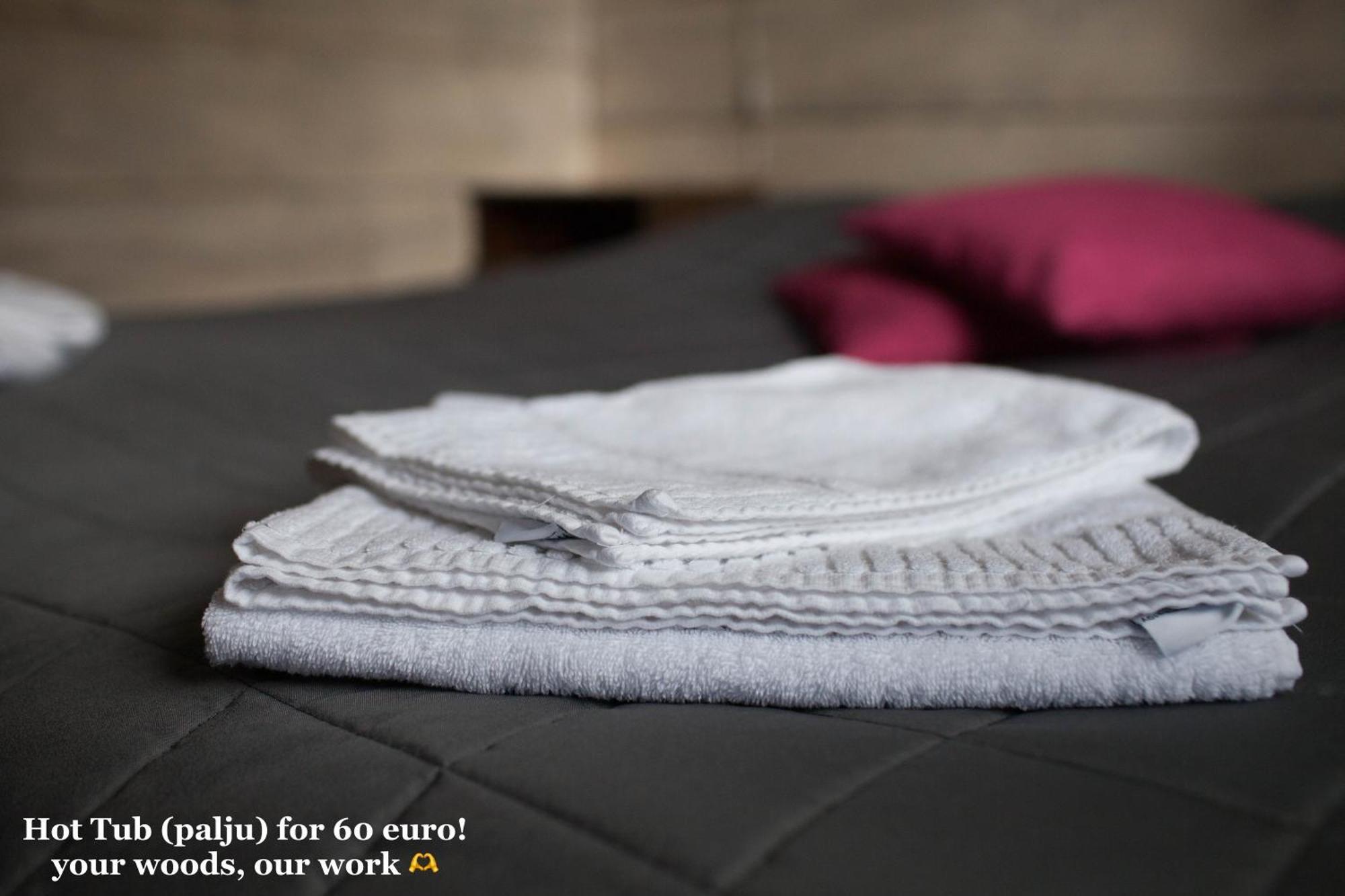 Sresort Saunas - Hot Tub, Palju Virasoja Eksteriør bilde